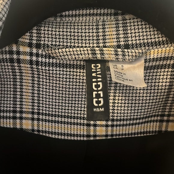 BLAZER SIZE S - Picture 2 of 2